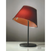 Lampe de bureau de lecture en acier au carbone moderne (777T)